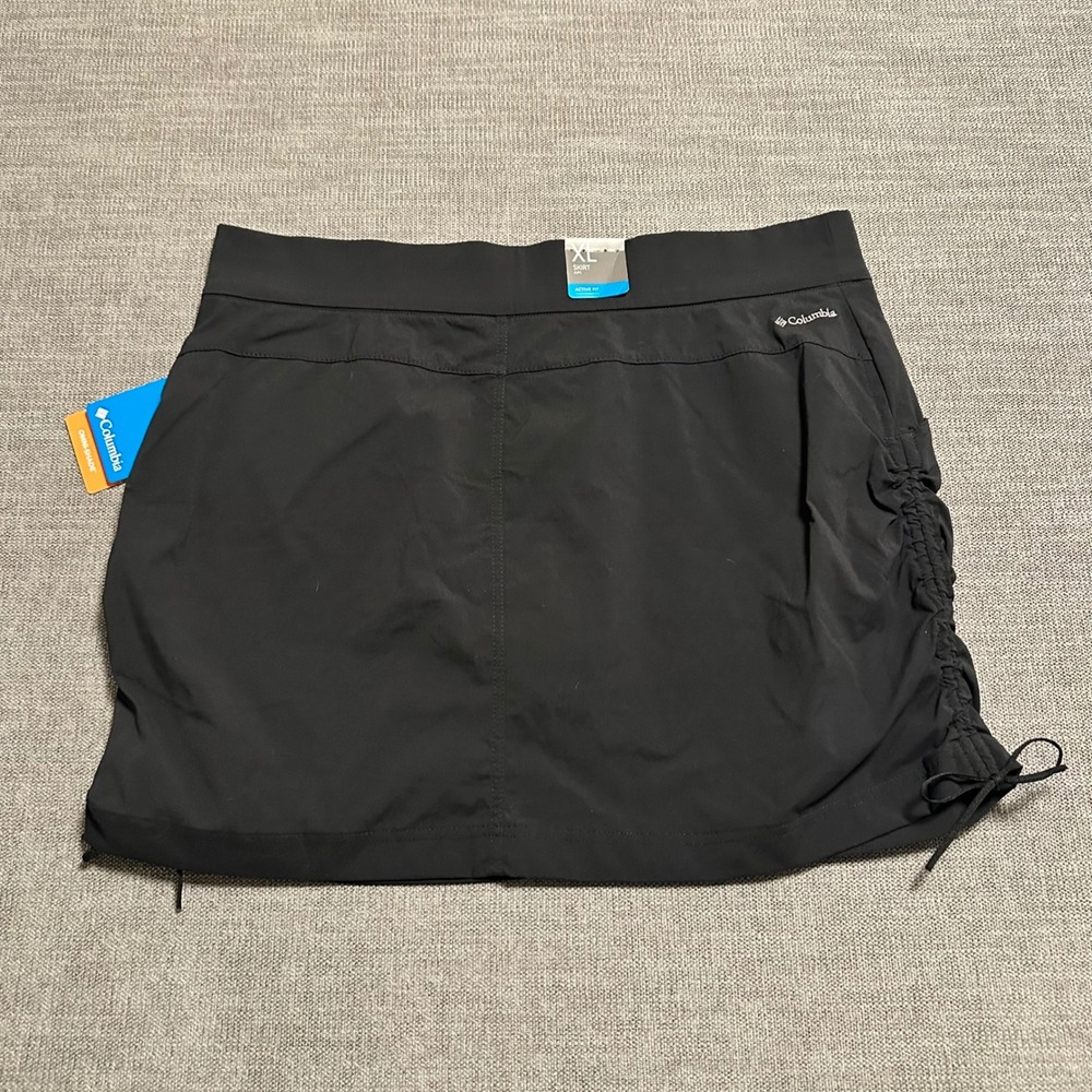 Columbia Skort Women XL Black New Active Fit Ruched Side Cinch Hiking XK3835